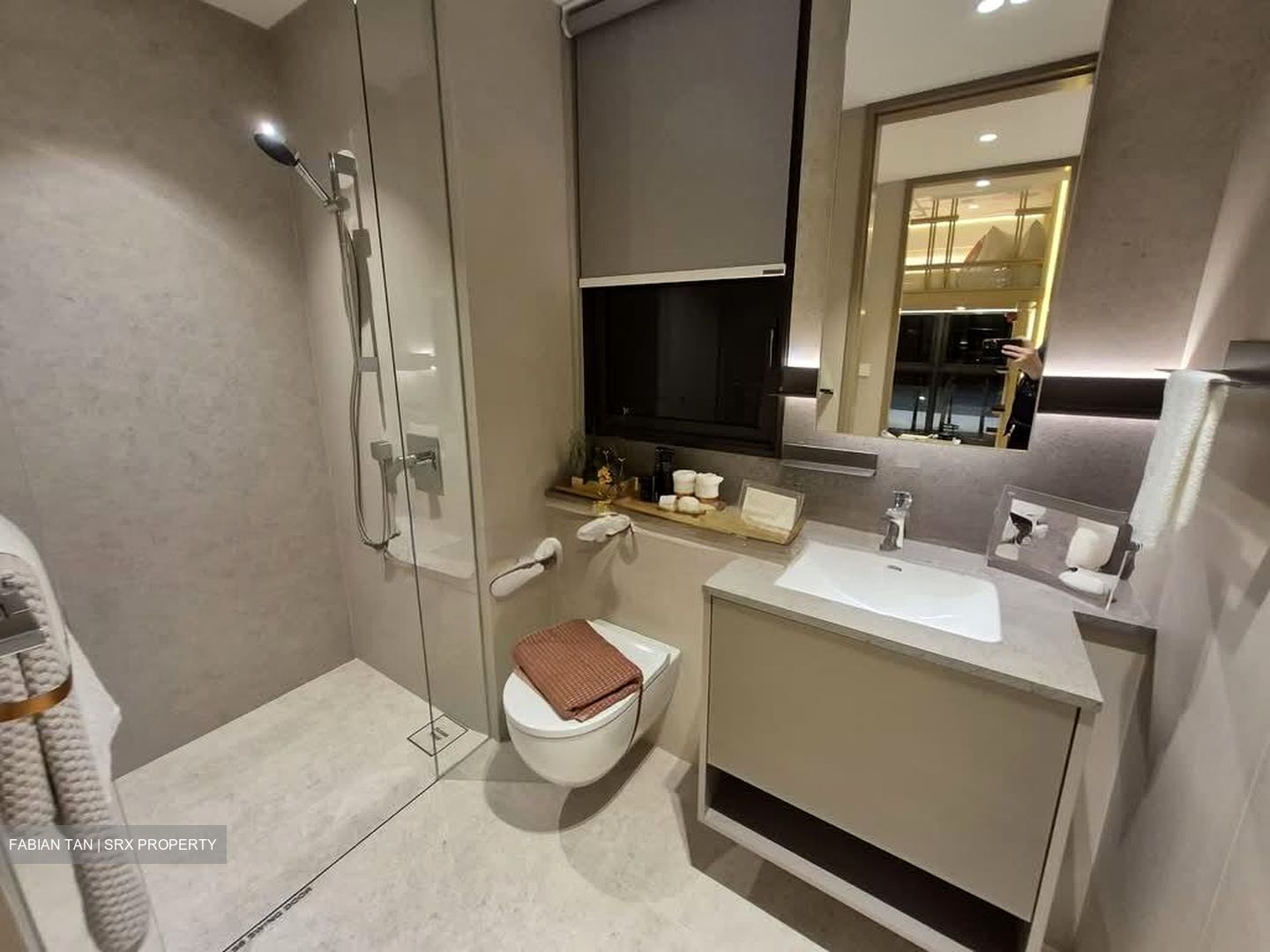 PS100 (D2), Condominium #542768051